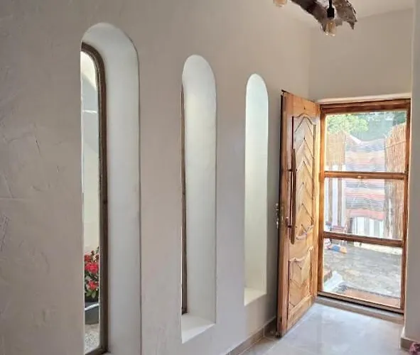 Tatil Evi Farades House, Cozy & Authentic House In