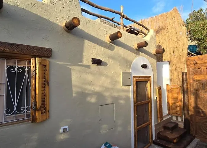 Farades House, Cozy & Authentic House In